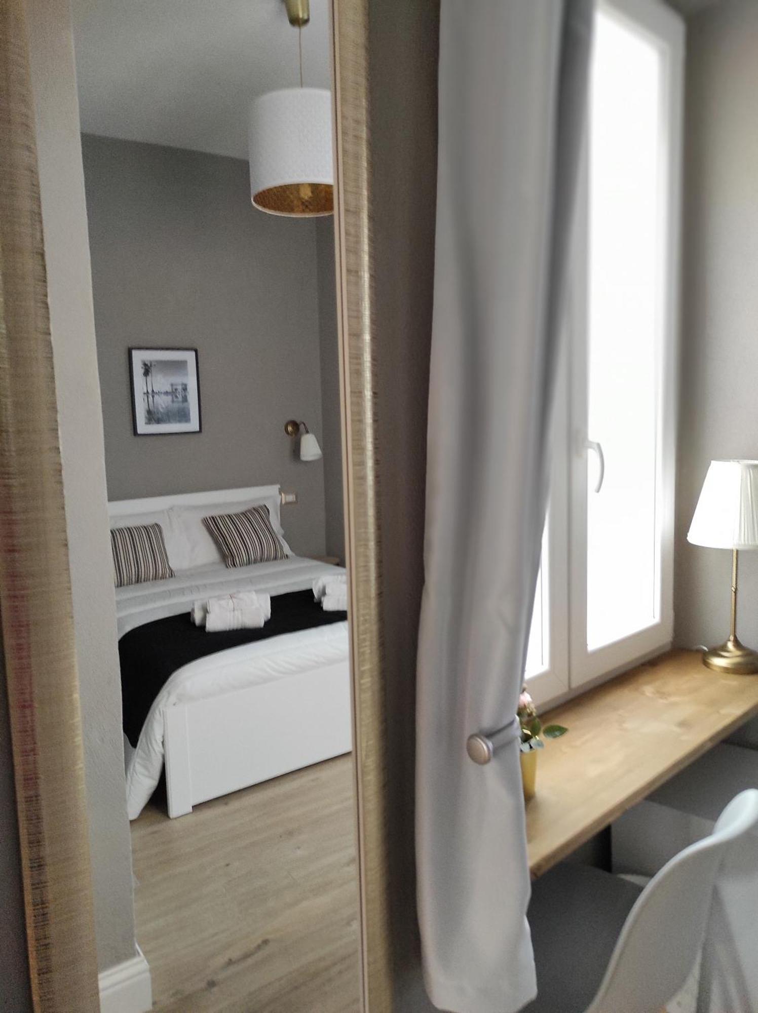 Manno Rooms Affittacamere カリアリ エクステリア 写真
