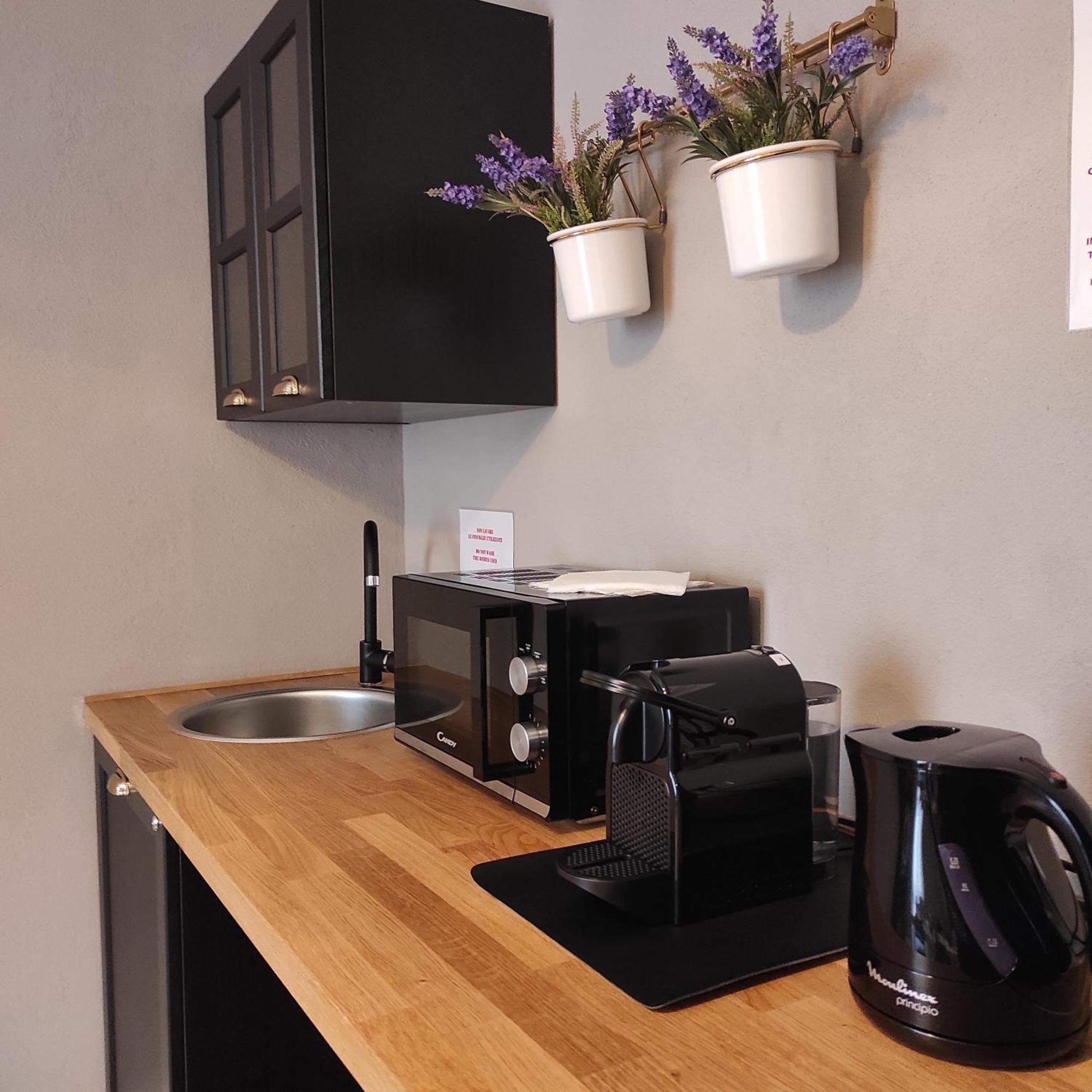 Manno Rooms Affittacamere カリアリ エクステリア 写真